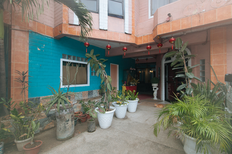 Exterior & Views, RedDoorz @ La Maria Pension And Tourist Inn, Cebu City