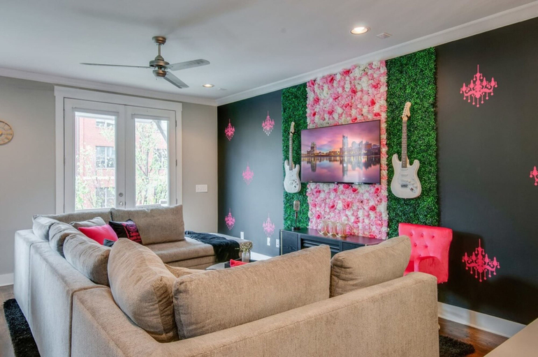 Room 5, Close to the Gulch - Book Today, Davidson
