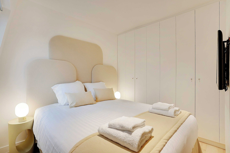 Bedroom 4, Magnificent Apartment - 1br/4p - Arc de Triomphe, Paris
