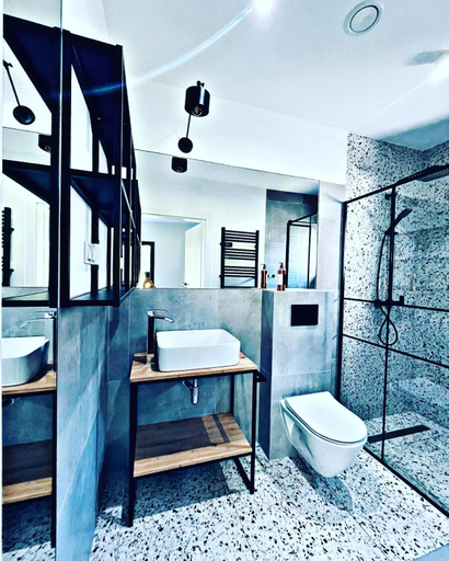 Bathroom 4, Port Przewloka - Apartamenty, Słupsk