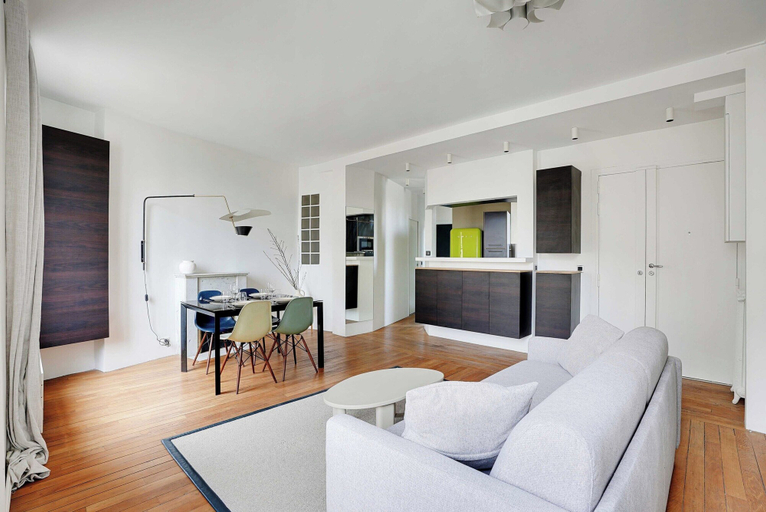 Dining 2, Comfortable Apartment-1br/4p-place du Trocadero, Paris