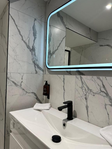 Bathroom 4, Secret Suites Lancaster, Lancashire
