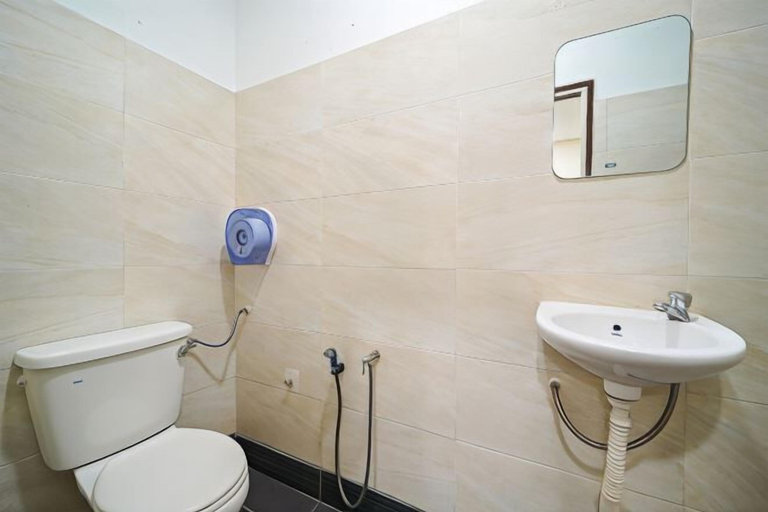 Bathroom 8