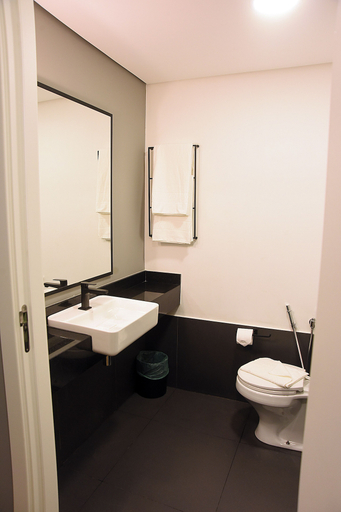 Bathroom 3, Ibis Tangara Da Serra, Tangará da Serra