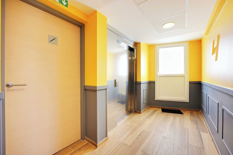 Interior 5, Studio With Rooftop Access - 4P - Vanves, Hauts-de-Seine