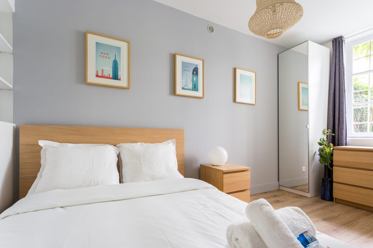 Bedroom 3, Charming apartment - 1BR/4P - Tour Eiffel, Paris