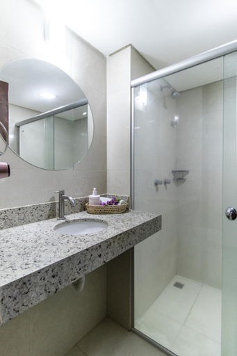 Bathroom 17