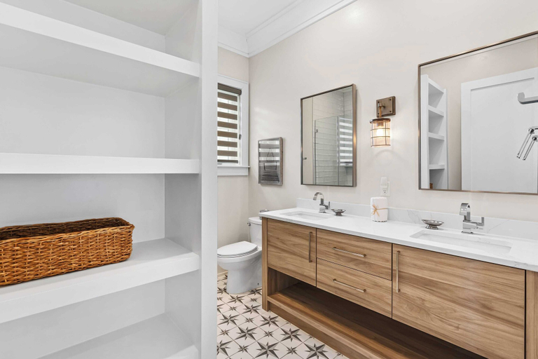 Bathroom 3, 30A Beach Bliss by Avantstay Golf Cart + Luxury Private Pool, Walton