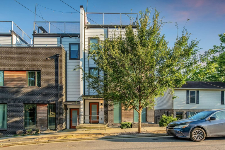 Exterior & Views 2, Dolly s Big House - 18 Beds Skydeck Views, Davidson