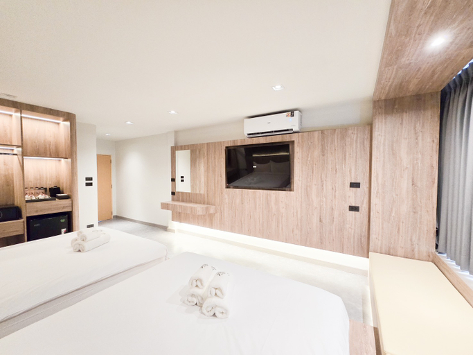 Bedroom 25