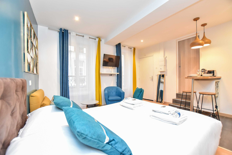 Room 5, Modern Studio in the Heart of Paris, Paris