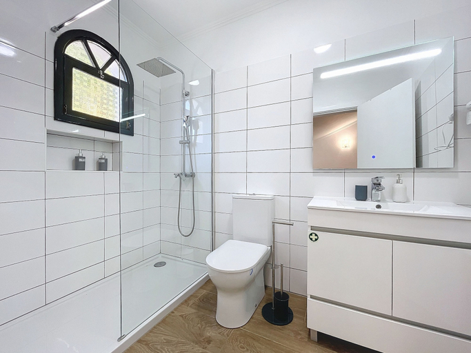 Room 5, Sweet Home Madeira E by Atlantic Holiday, Funchal