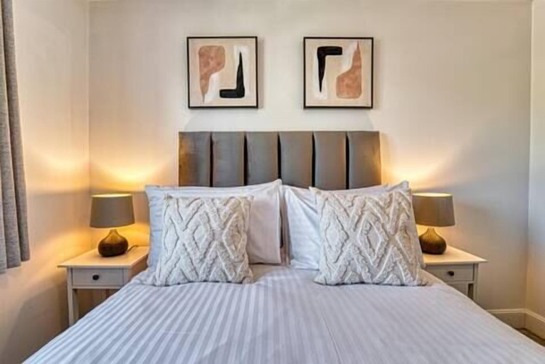 Room 5, Host Stay Walkers Lane House, Worcestershire