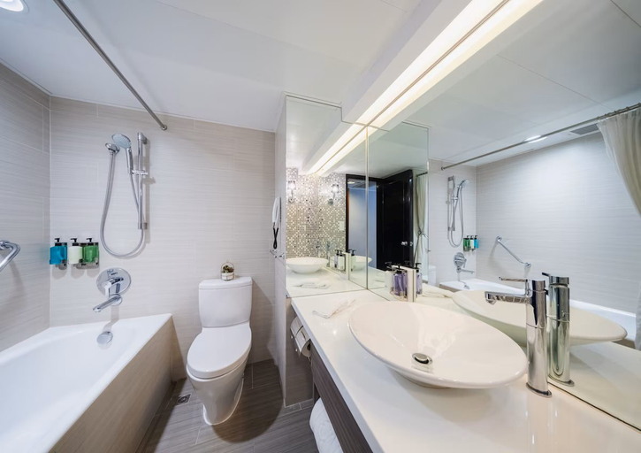 Bathroom 5, Panda Hotel, New Territories