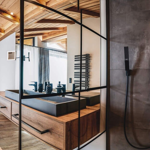 Room 4, Chalet Amadeus - Designer Luxury Chalet for 14, Zell am See