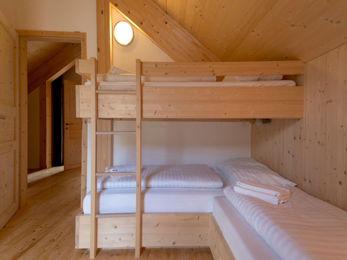 Bedroom 2, Welcoming chalet with hot tub, Murau