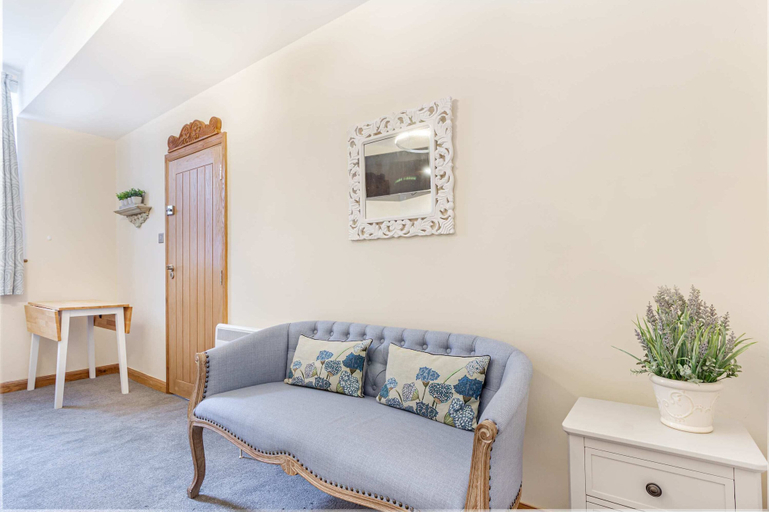 Room 2, Host Stay Merchant House Basement, Herefordshire