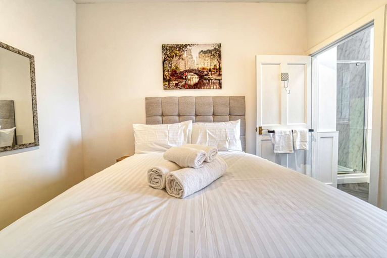 Room 3, Host Stay Hills Studio, Worcestershire