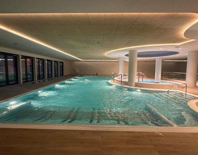 Pool 3, Apartment in Pobierowo With SPA & Pools, Gryfice