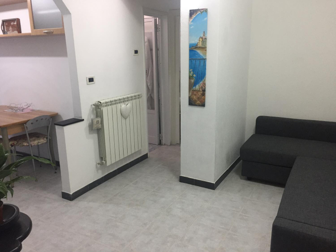 Miky House, Genova