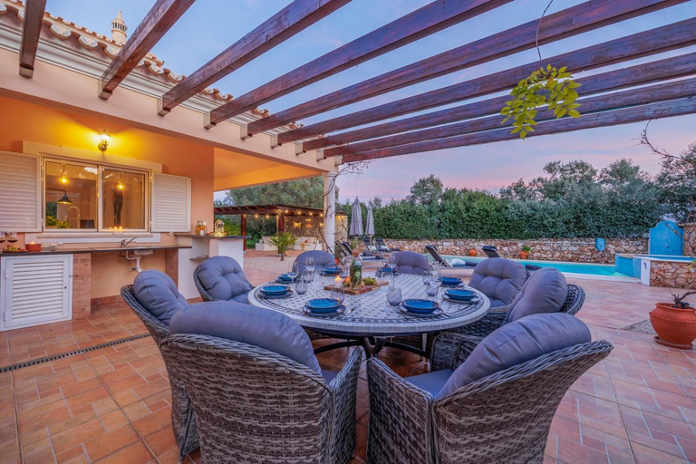 Others 4, Stunning Countryside Villa w Private Garden & Pool, Loulé
