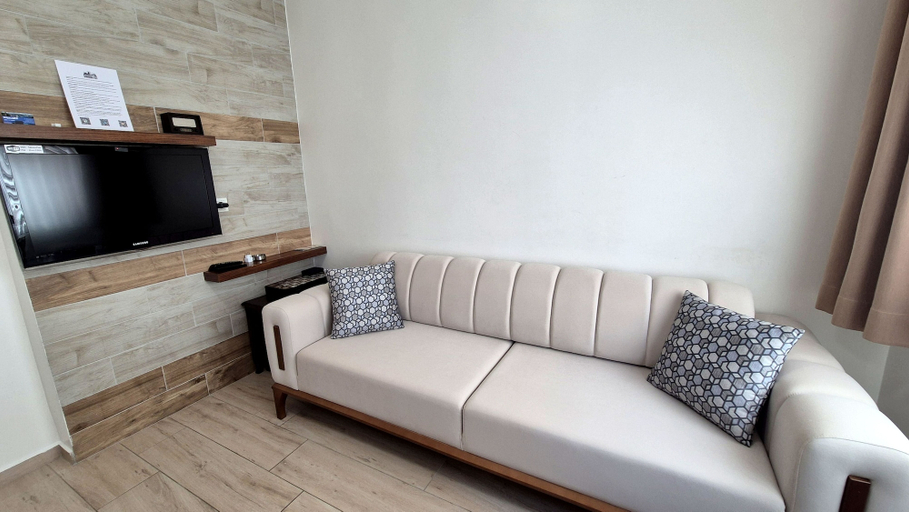 Others 4, Cihangir Flat, Beyoğlu