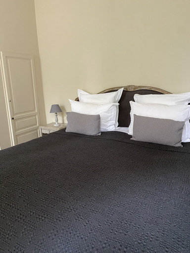 Bedroom 2, N°15 Les Confidences - Chambres d'Hôtes, Vaucluse