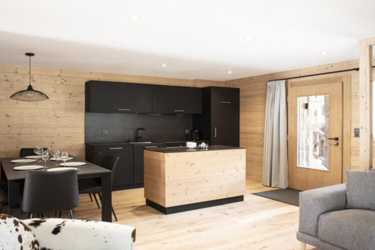 Private kitchen, Welcoming Apartment With Paid Sauna, Sierre