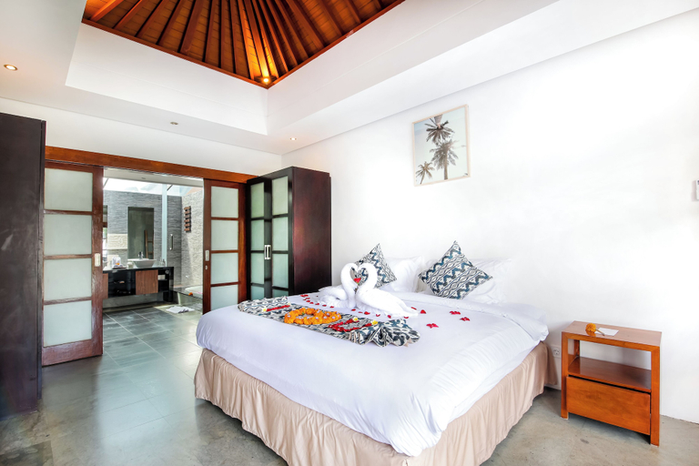Bedroom 13
