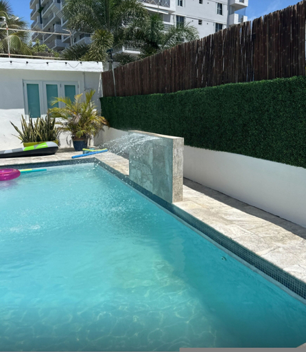 Room 2, Otium Vacation Rental With Pool Steps From The Beach Parking Pet Friendly
