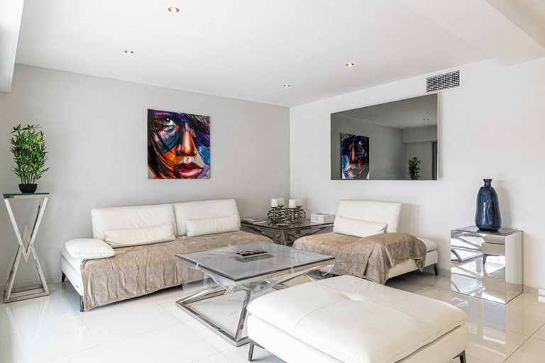Living area 5, Beautiful 2P Apartment With Sunny Terrace, Alpes-Maritimes