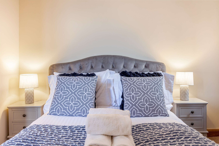 Room 2, Host Stay Merchant House Penthouse, Herefordshire