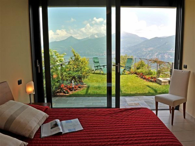 Room 5, Sant Andrea Vista in Menaggio, Como