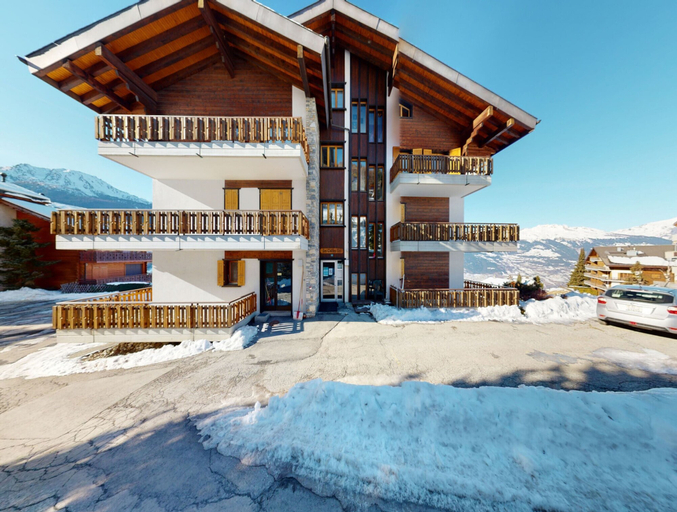 Exterior 2, Stunning Apartment With Valley and Mountains, Conthey