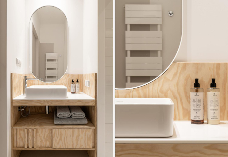 Bathroom 2, StepinSopot, Sopot