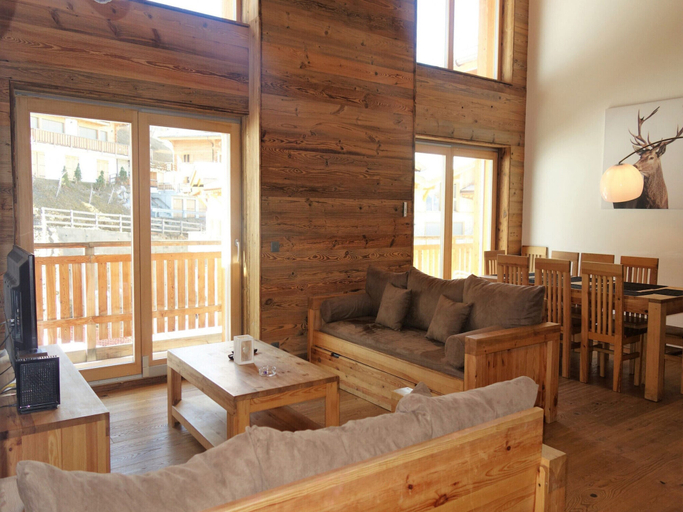 Dining 5, Spacious Apartment for ski Holiday, Sion