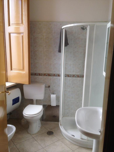 Others 2, B&B DIMORA DUCALE gia Cavour, Foggia
