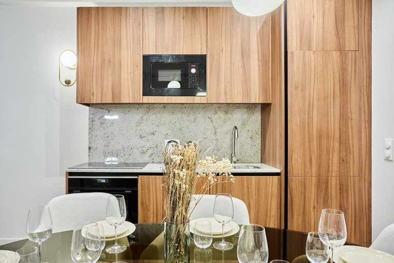 Others 4, Superb Air-conditioned Apartment Center of Paris, Paris