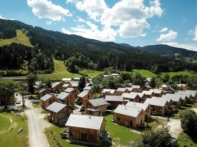 View from property 3, Nice Chalet With hot tub, Murau