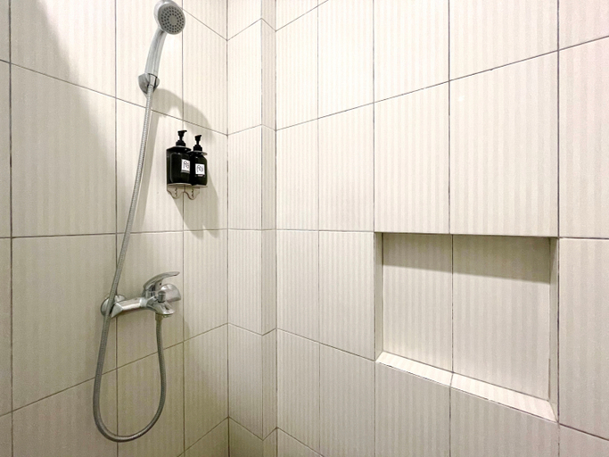 Bathroom 8