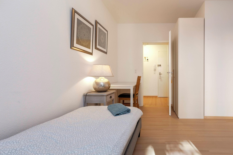 Bedroom 18