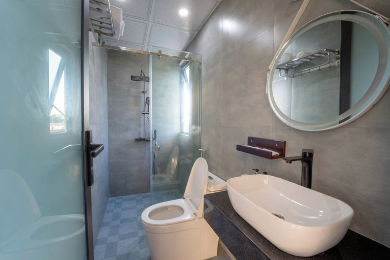 Bathroom 5, The Saltfield Hoi An Villa, Da Nang