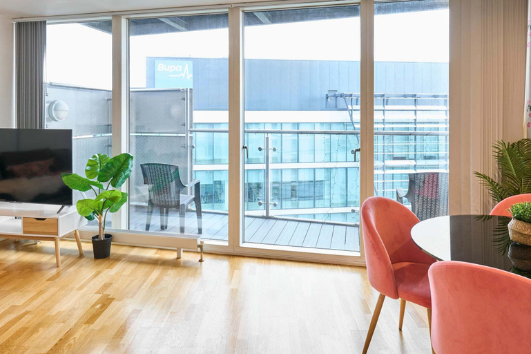 Room 5, Host Stay - Canal View Apartment, Manchester
