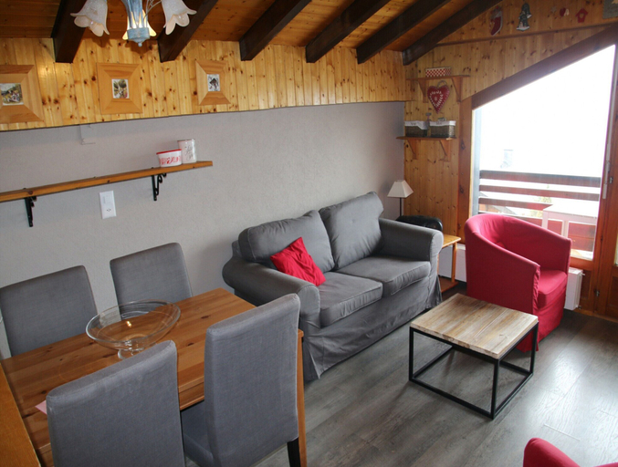 Living room 2, Mystical Apartment With Mountain View, Sion