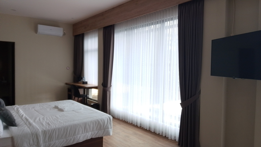 M-LIVIN Dorm Hotel Room Type - Deluxe Room