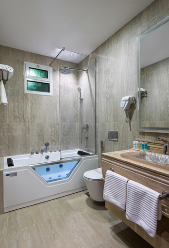 Bathroom 4, Crown Rose Hotel, Riyadh