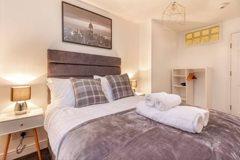 Room 5, Host Stay New Street Suite, Worcestershire