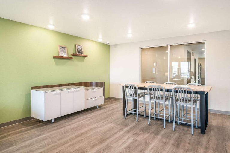 Public Area 3, WoodSpring Suites Thornton-North Denver, Adams