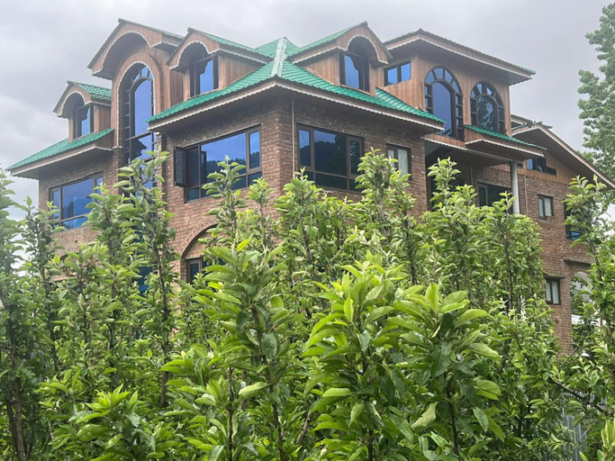 Others 5, Mountain Orchard Retreat Pahalgam, Anantnag