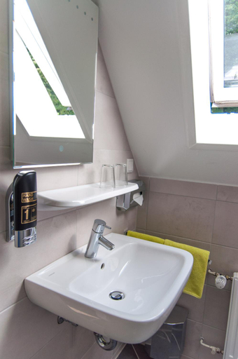 Bathroom 5